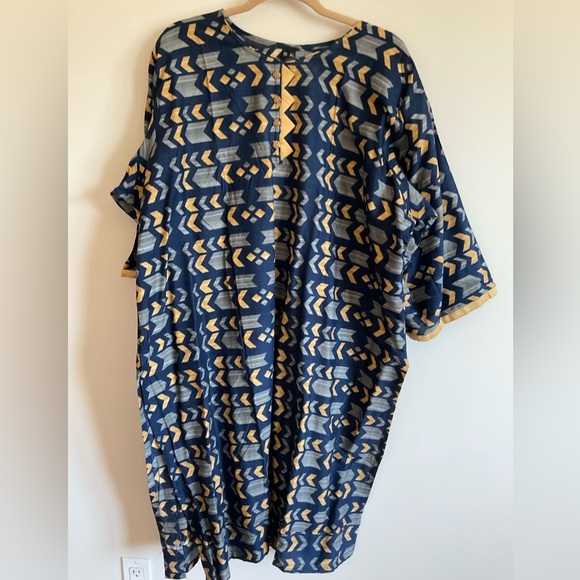 Sale ‼️Indian long Kurta in Navy and yellow Patterned with designing size 4X - Picture 1 of 10